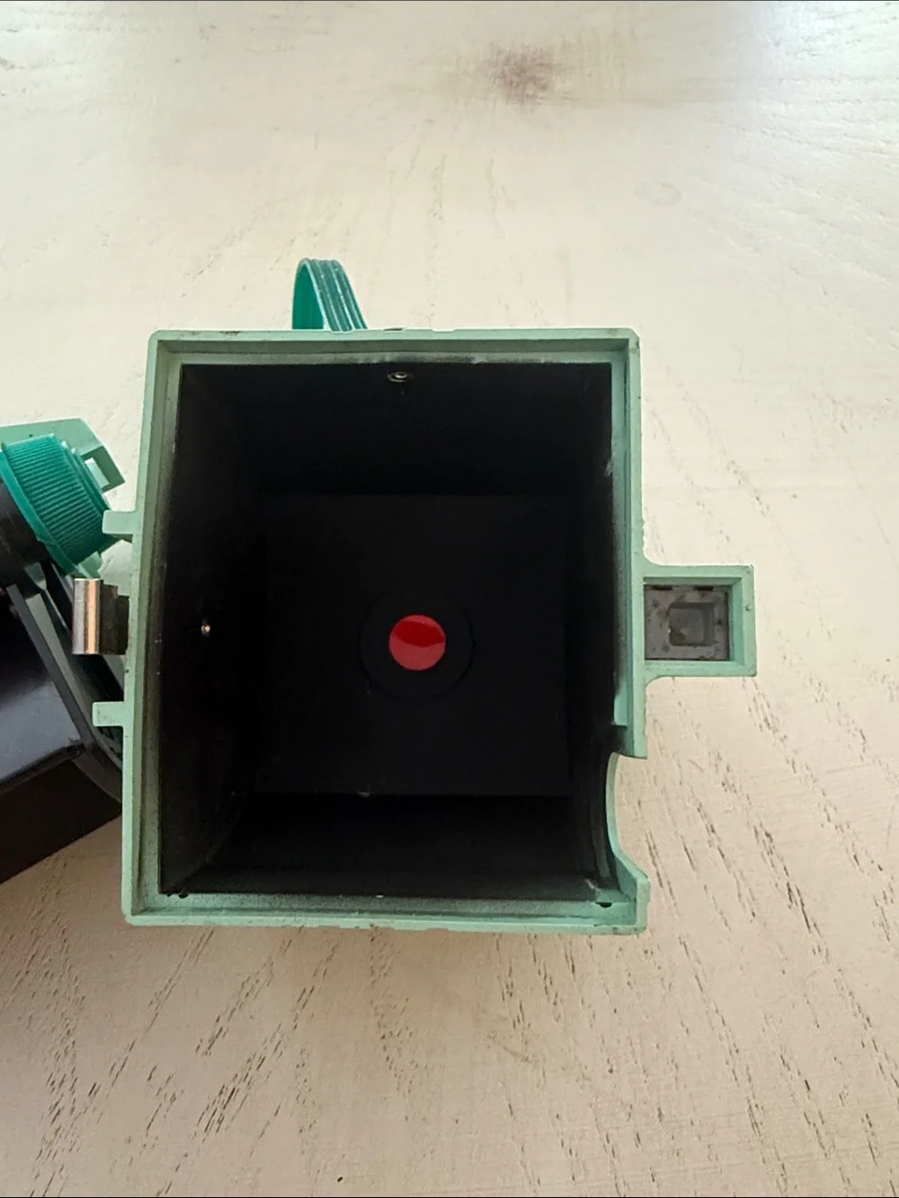 Savoy Imperial Box Camera Seafoam Green with Film 1960’s - untested - Picture 13 of 14
